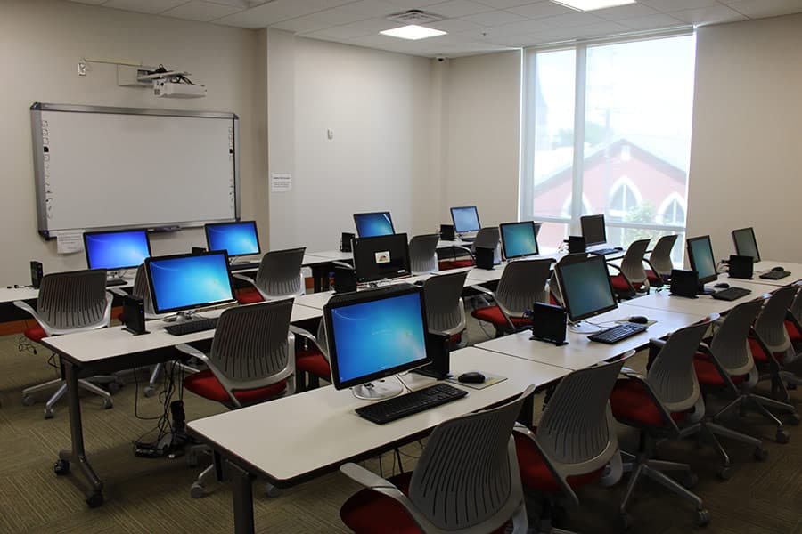 Computer Lab at Petersburg Public Library